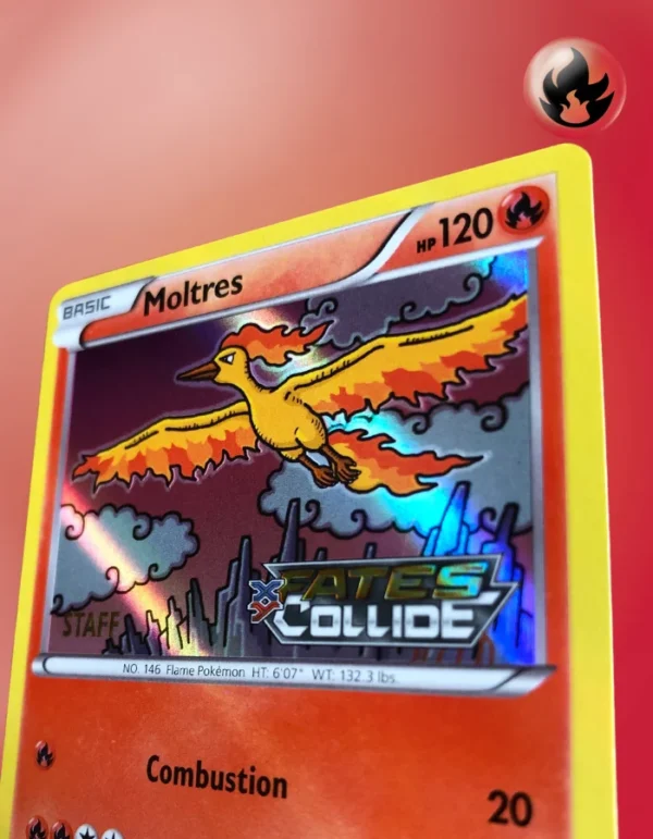Moltres - XY127 - (STAFF) Holo Promo - Imagen 3